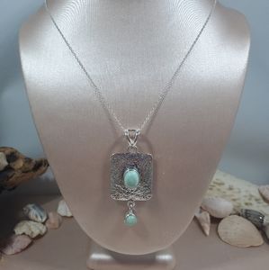 NWOT Indian Serbian green Opal silver pendant